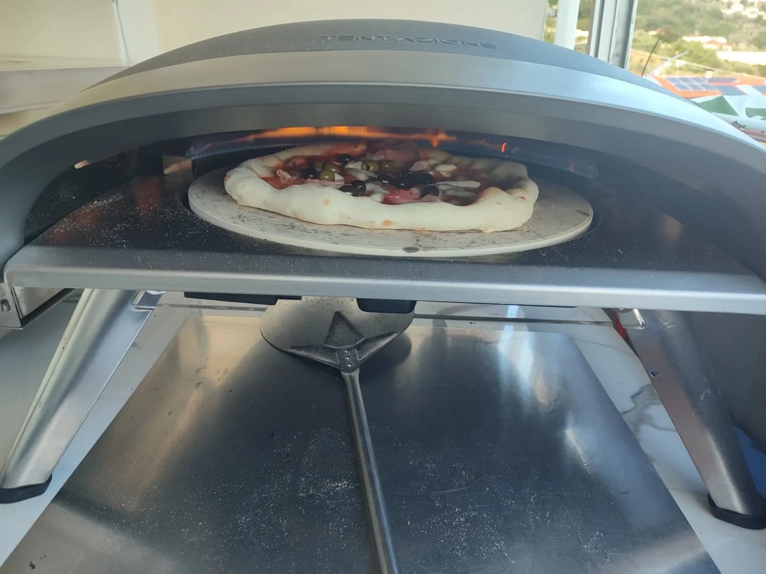 Tentazione Air: Gasofen mit rotierendem Pizzastein, 40 cm (16″) 6